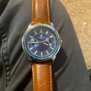 I have a lot of watches and don’t wear this one Needs new battery but that’s all